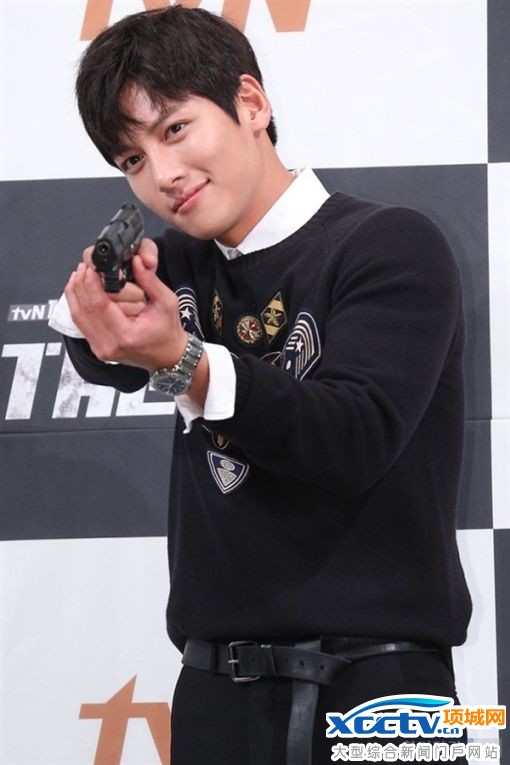 DznW(wng)RT(zhn)ز㺣(zhn)EXO KAI2PM 